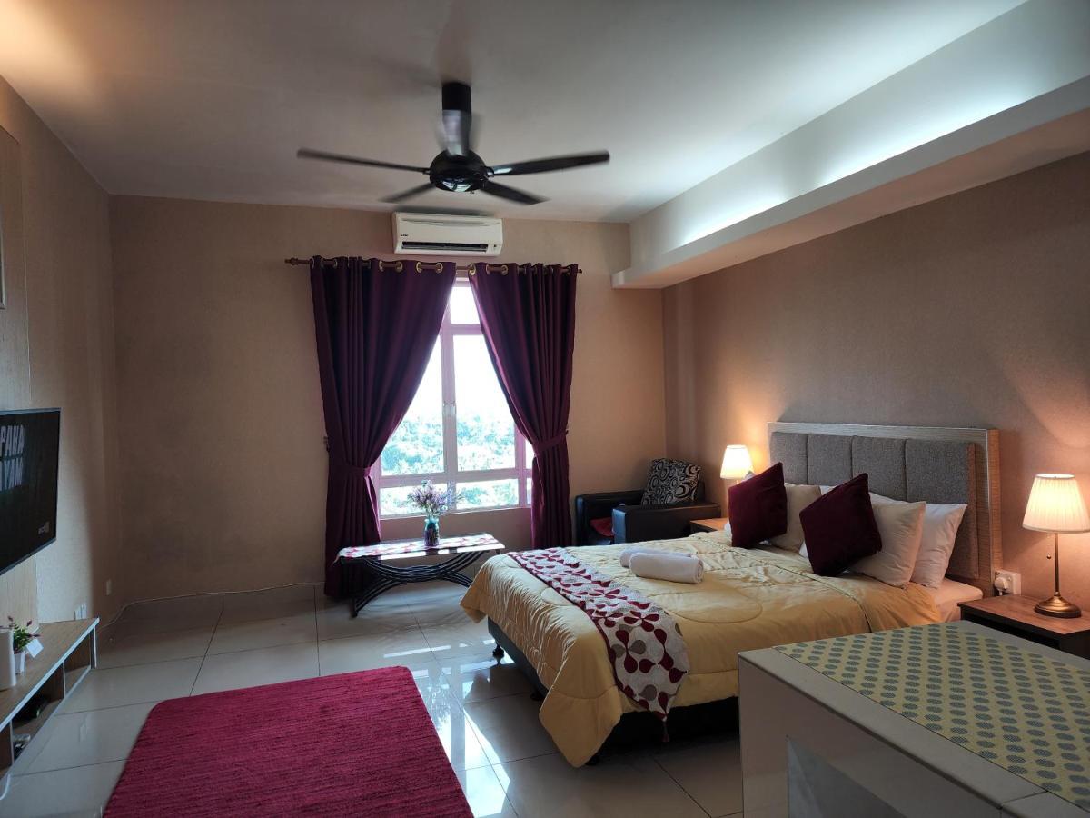 The Viana Apartment 1 Kota Bharu Eksteriør billede